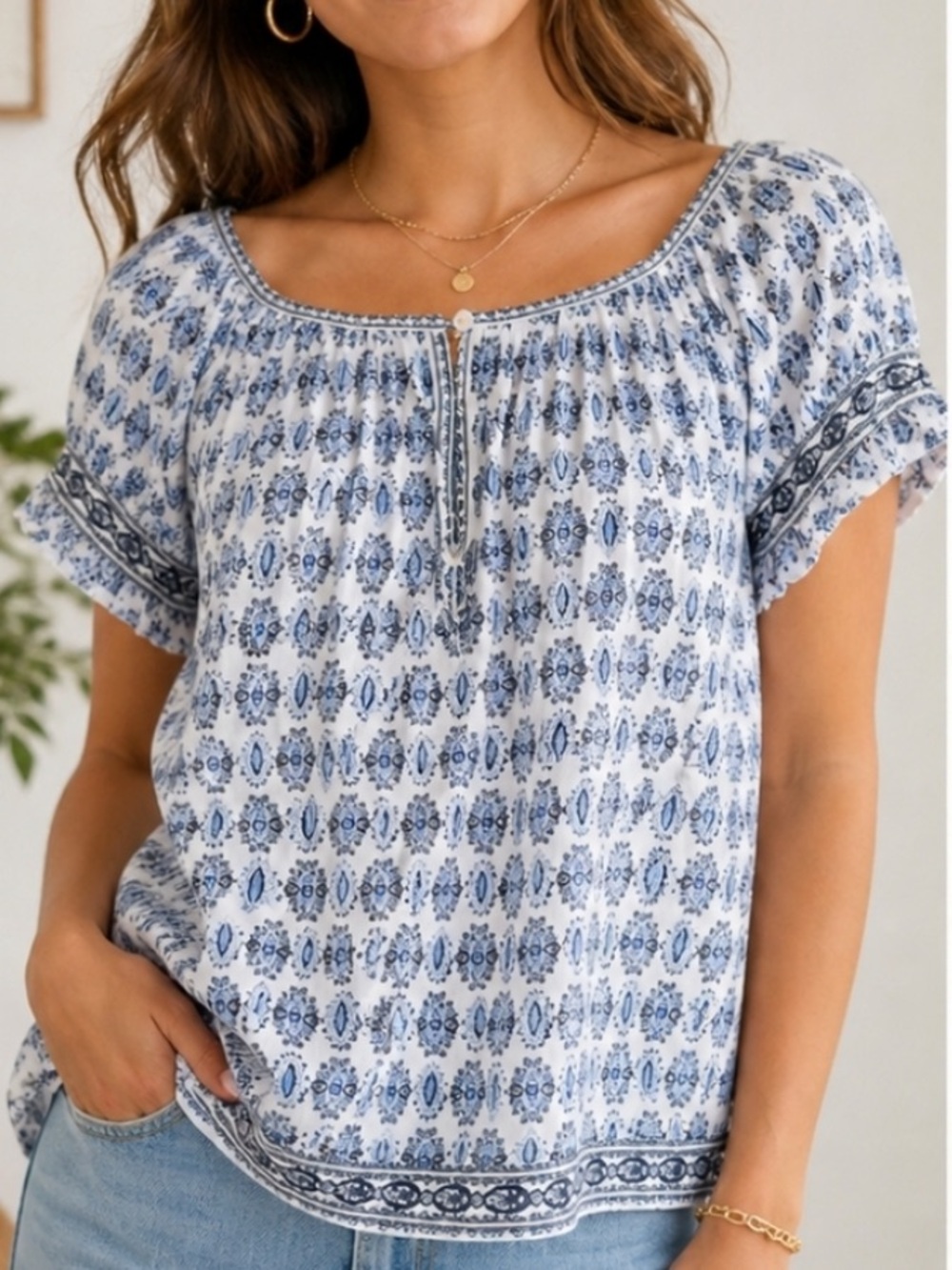 Max Studio Women XS Blue White Printed Boho Peasant Short Sleeve Keyhole Top NWT